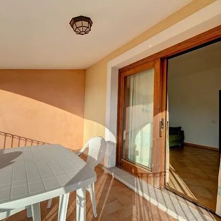 The Fantastic Residenza Badus Sleeps 2 Apartment Badesi