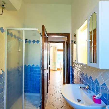 The Fantastic Residenza Badus Sleeps 2 Apartment