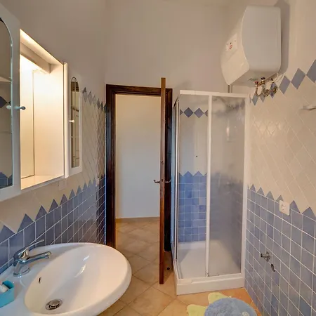 The Fantastic Residenza Badus Sleeps 2 Apartment *